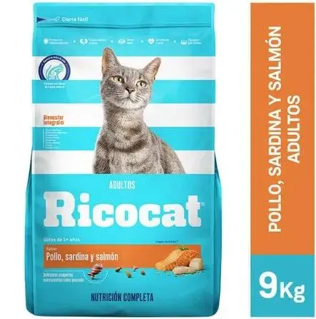 Ricocat Adulto Pollo, Sardina y Salmón 9 Kg